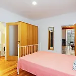Alfama First Floor Appartamento Lisbona